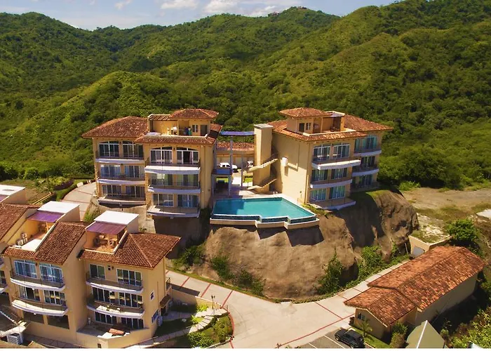 Luxury Condominium Breathtaking Ocean View Aparthotel *